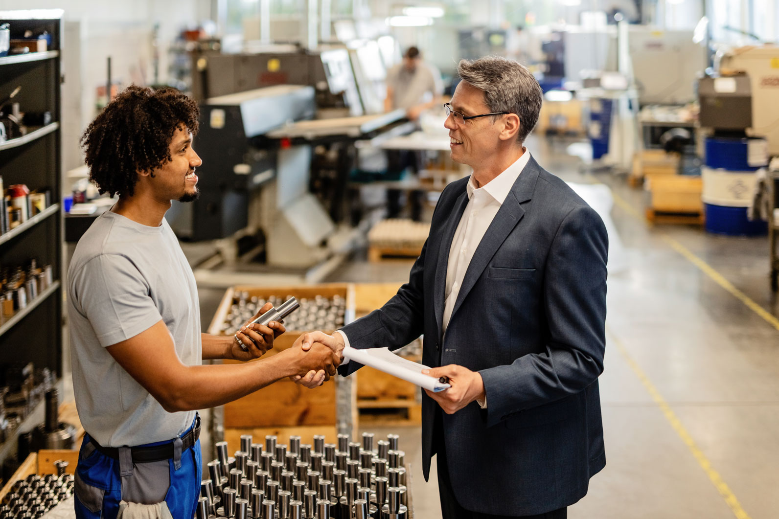 How to Choose a Steel Supplier in the UAE